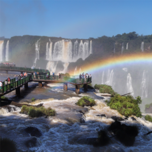 Foz do Iguaçu retoma atividades turísticas com testes para covid-19